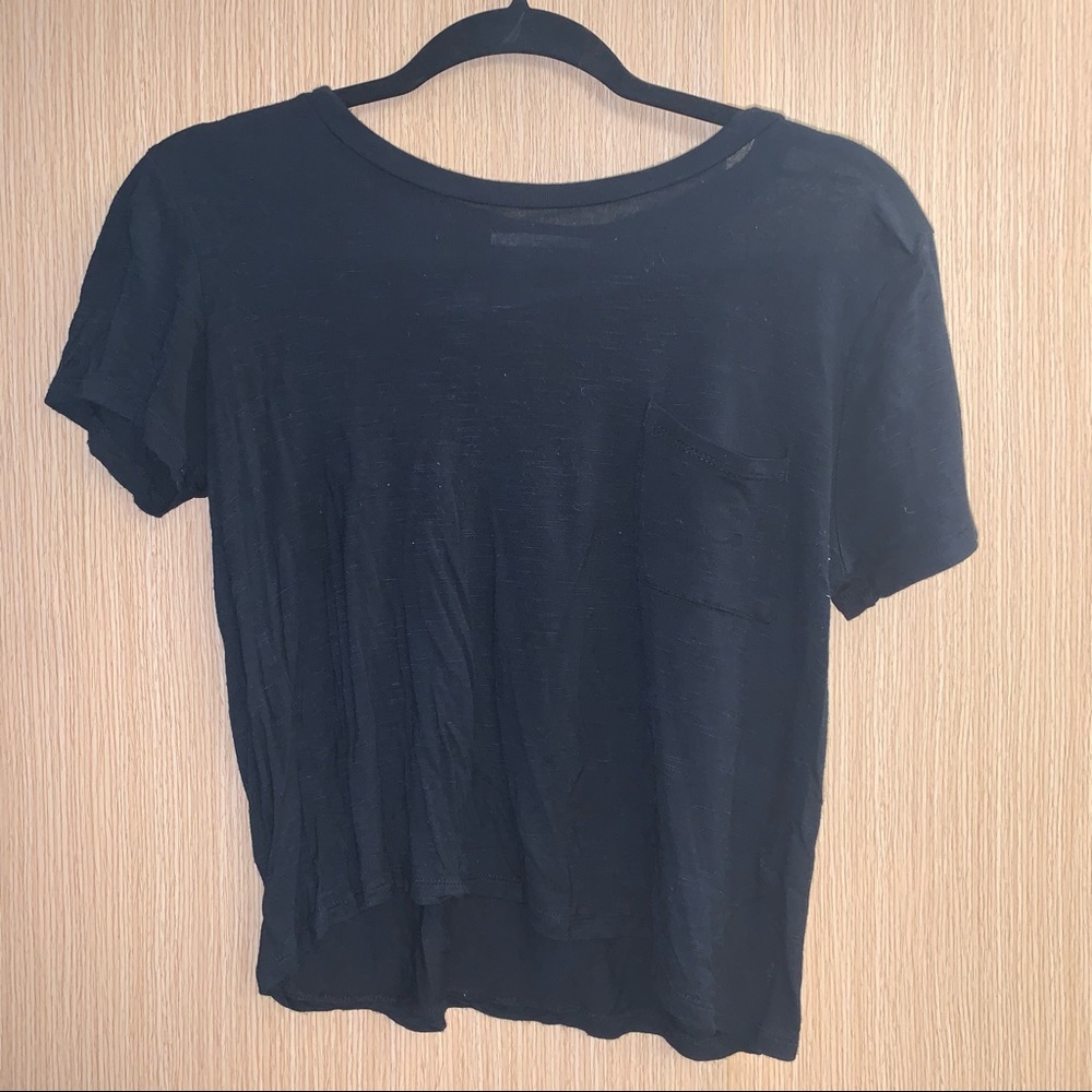 Basic Cropped Pocket Tee